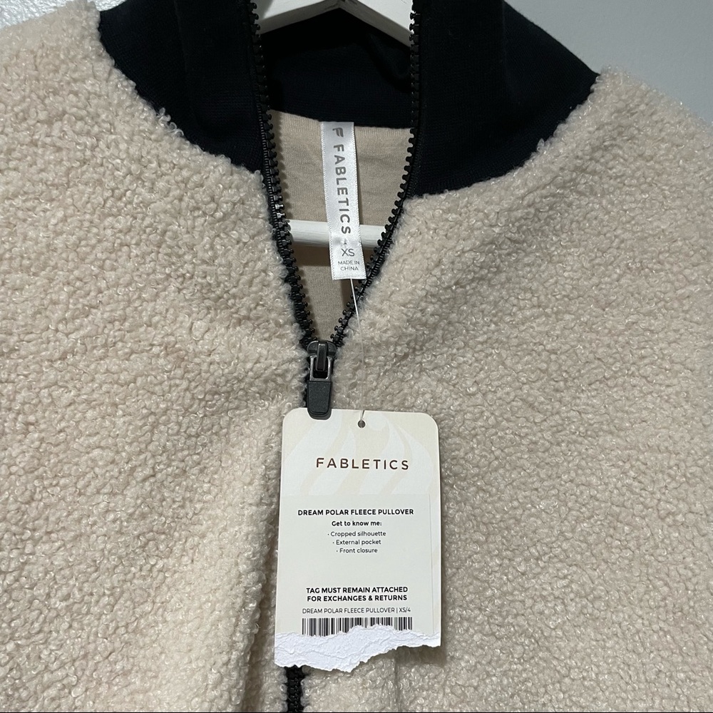 NWT Fabletics Dream Polar Fleece Pullover XS Cream Black - Picture 5 of 7